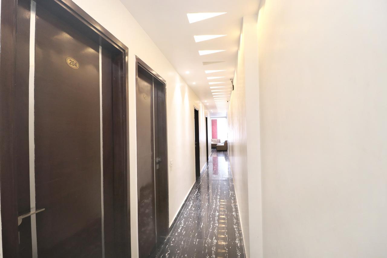 Oyo 14829 Hotel J Cruise Ludhiana Exteriör bild